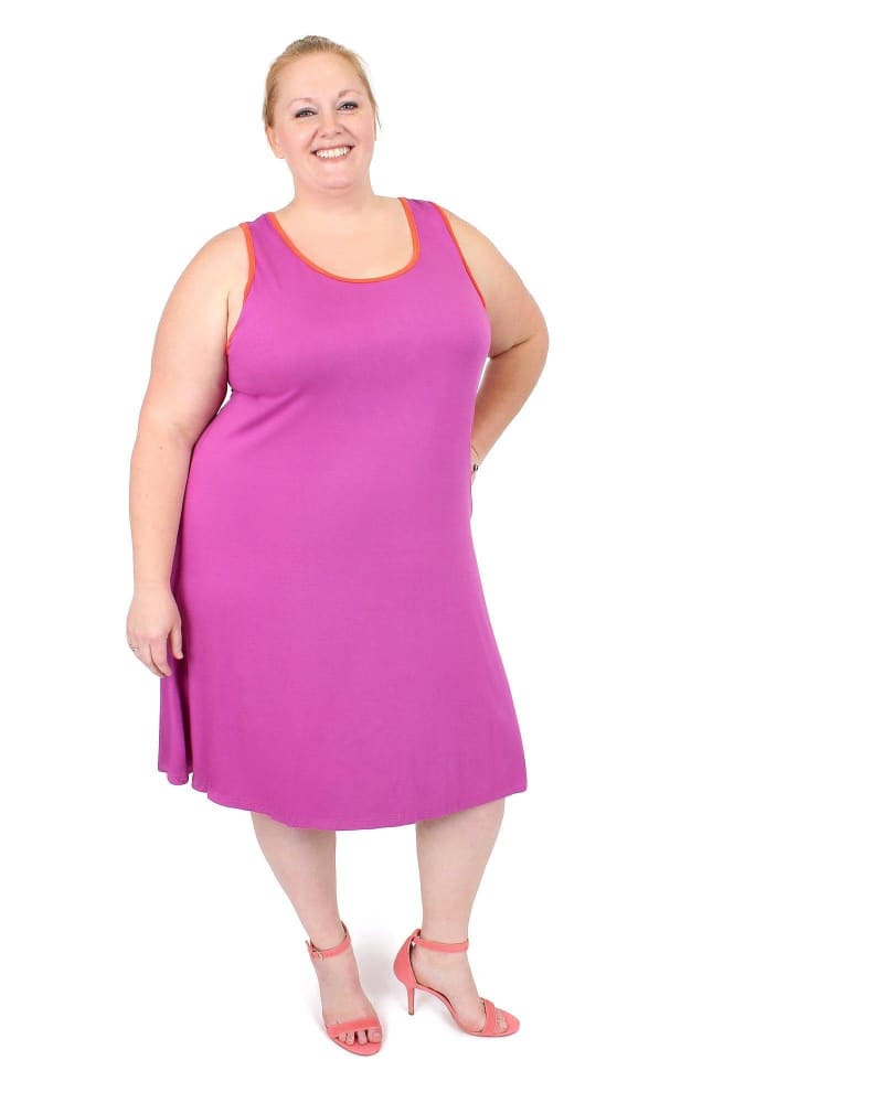 Front of a model wearing a size 3X Skylar Trapeze Dress in Frezia by Undersummers. | dia_product_style_image_id:243682